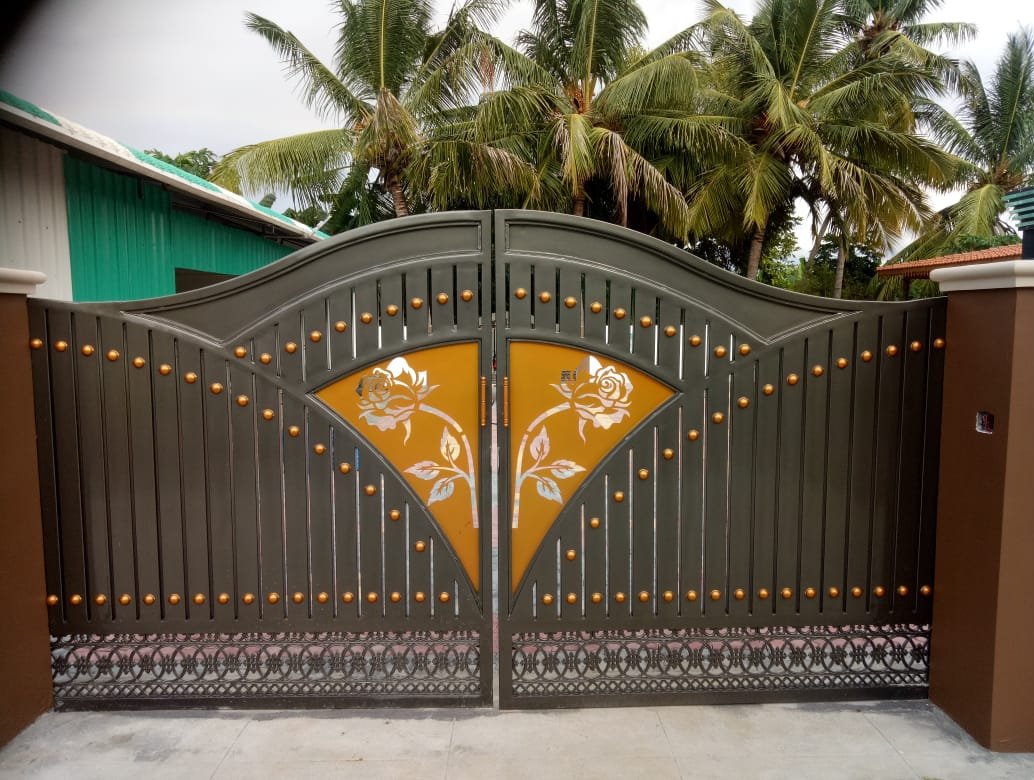 Gate